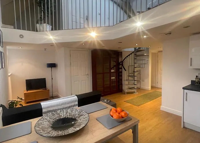 Unique Loft Apartment St Austell